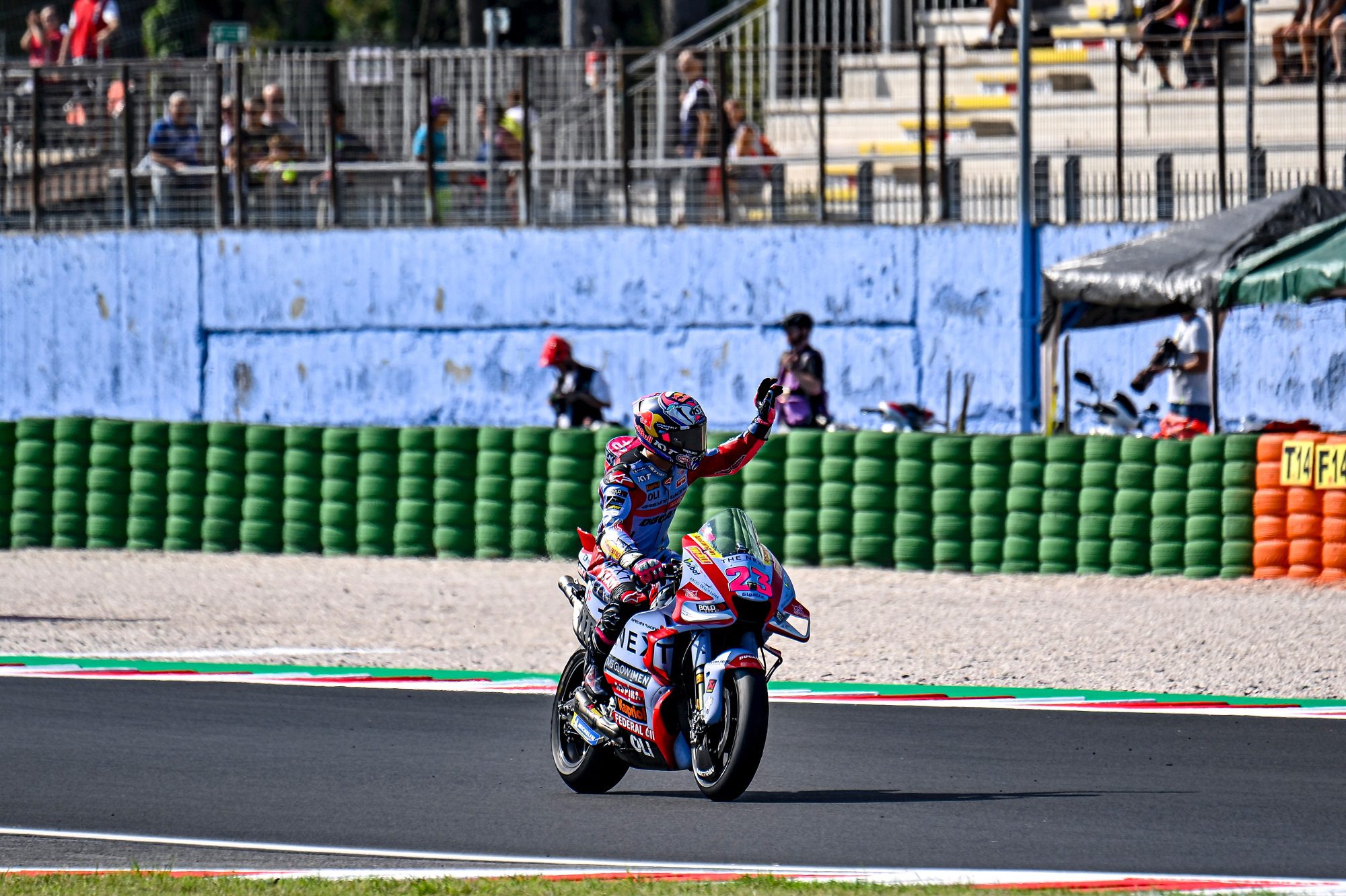 Bastianini Coloca Ducati Como Mais R Pida Da Sexta De Treinos Da Motogp