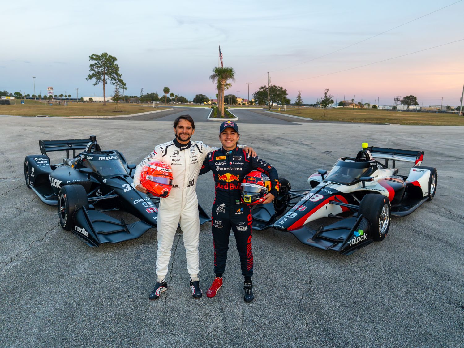 Enzo E Pietro Fittipaldi Aceleram Juntos Pela Primeira Vez Em Teste Na