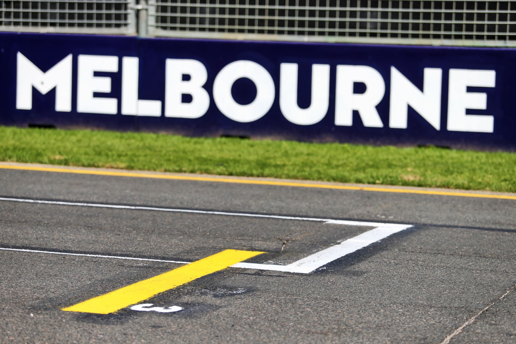 F1 Qual horário e onde assistir os treinos do GP da Austrália desta