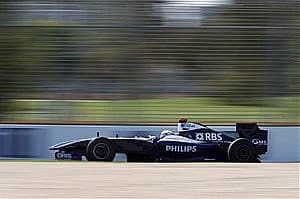 <b>Rosberg segue na frente em Melbourne e lidera último treino livre</b>