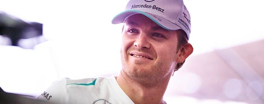 <b>Rosberg lidera dobradinha da Mercedes no primeiro treino livre em Interlagos</b>