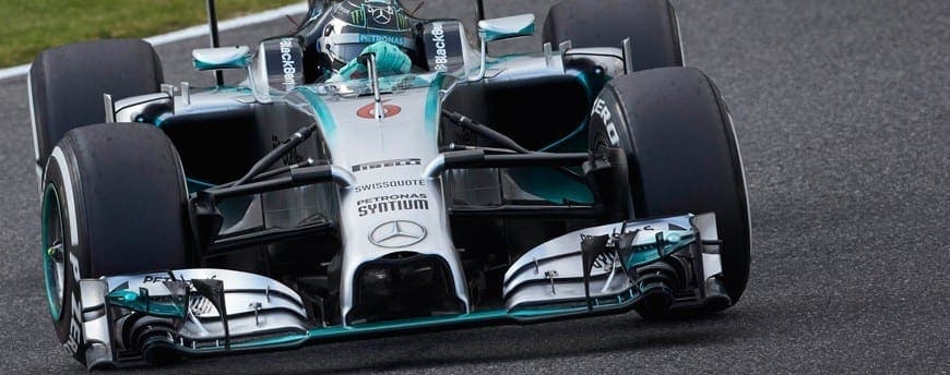 Mercedes dominou treinos livres em Suzuka