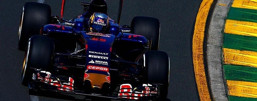 Carlos Sainz pontua em sua estreia; Verstappen abandona