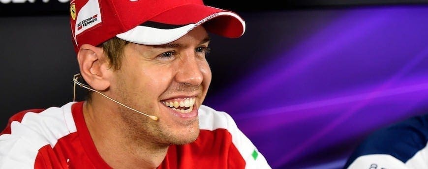 Sebastian Vettel lamenta a falta de aderência sentida por todos os pilotos