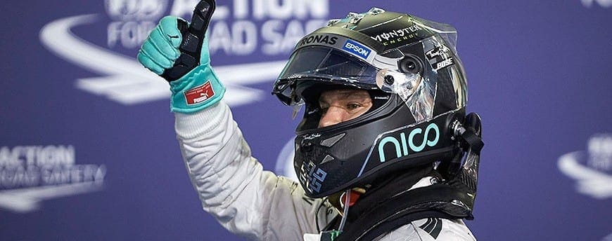 Nico Rosberg encerra a temporada com vitória em Abu Dhabi