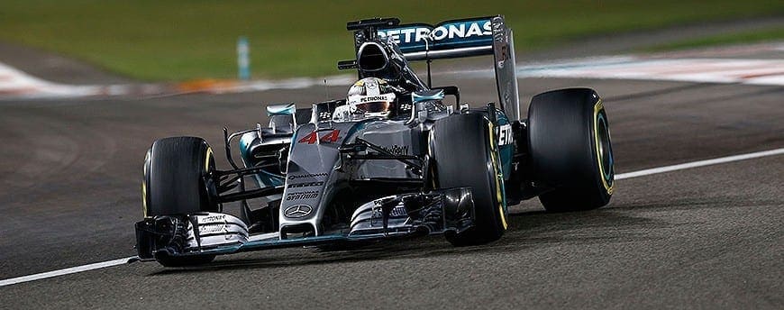 Lewis Hamilton escolheu usar o composto mais duro no trecho final