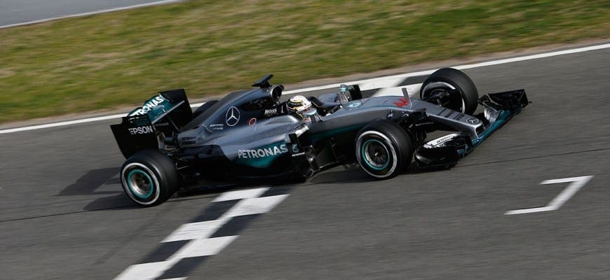 Lewis Hamilton (Mercedes) - Testes Barcelona