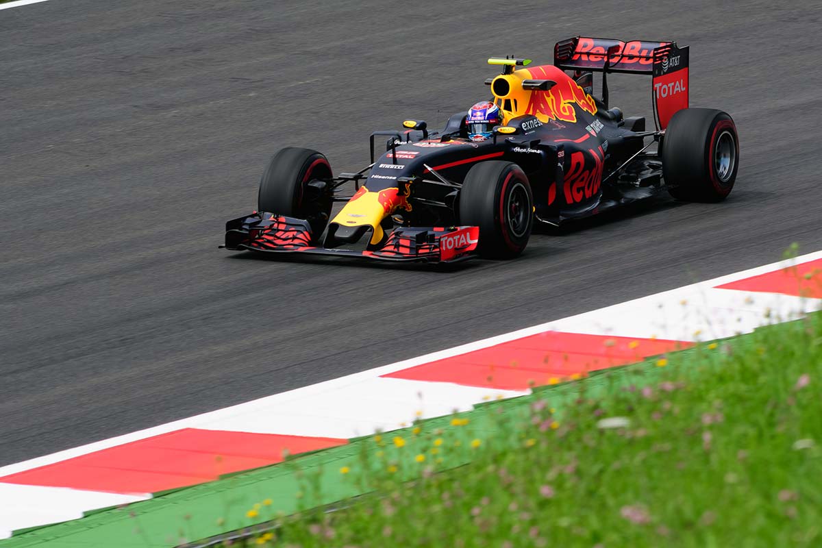 Verstappen: "O Ritmo Estava Bom, Mas Saímos Muito Atrás"