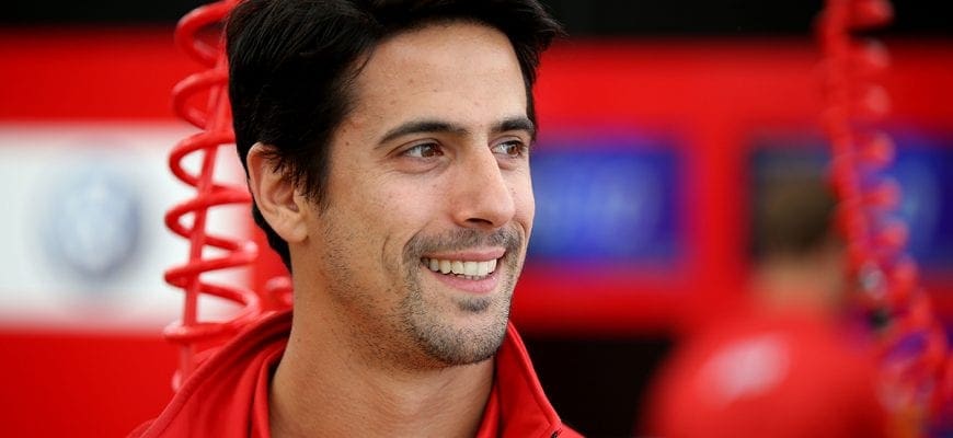 Lucas di Grassi (Audi ABT Sports)