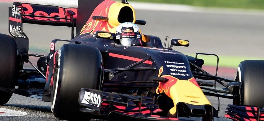 Daniel Ricciardo (Red Bull) - Testes Barcelona