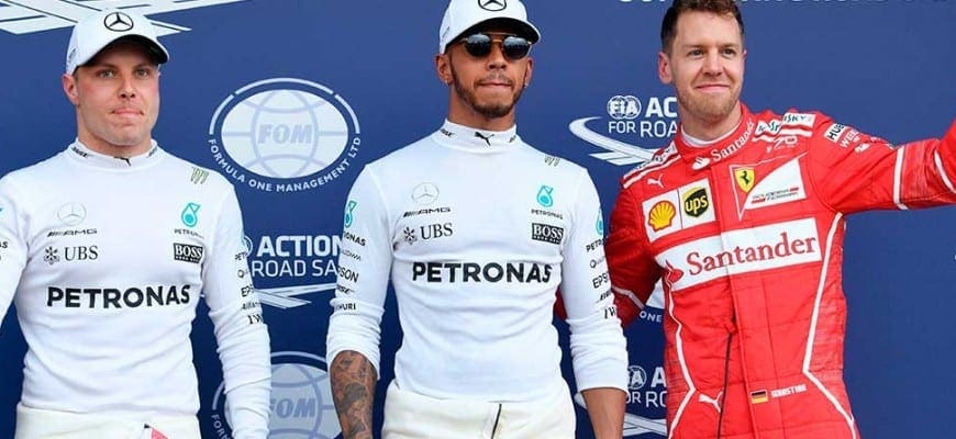 Valtteri Bottas, Lewis Hamilton e Sebastian Vettel - GP Austrália 2017