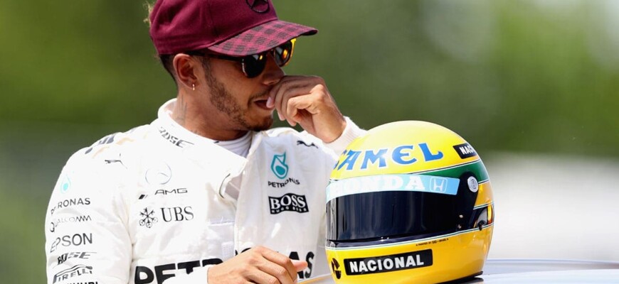 F1: Hamilton homenageia Senna em dia que brasileiro completaria 64 anos