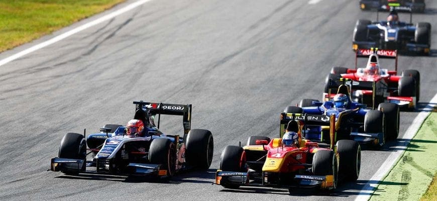 Luca Ghiotto (ITA, RUSSIAN TIME). and Gustav Malja (SWE, Racing Engineering).- Itália - Monza - F2