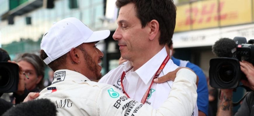 Lewis Hamilton e Toto Wolff (Mercedes) - GP da Austrália