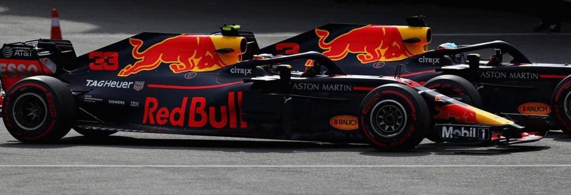 Ricciardo relembra acidente de Baku com Verstappen: "Eles ...