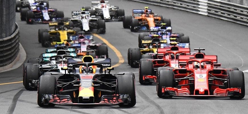 Red Bull - Daniel Ricciardo - Ferrari - Sebastian Vettel - Largada Mônaco