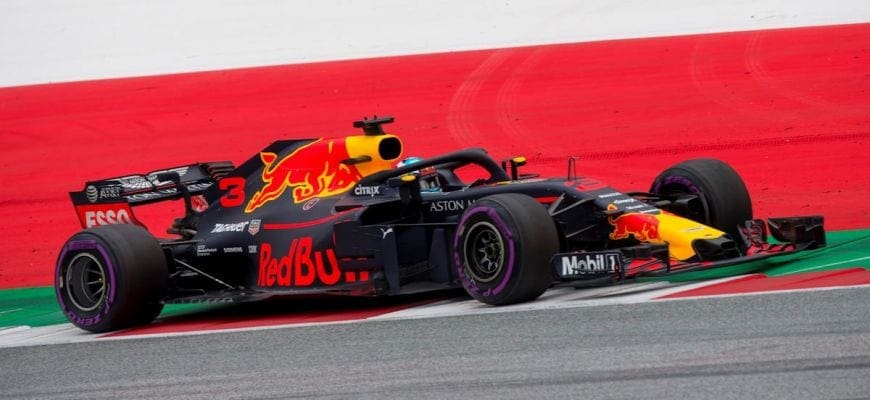 Ricciardo fala sobre a corrida e brinca com o infeliz abandono na Áustria