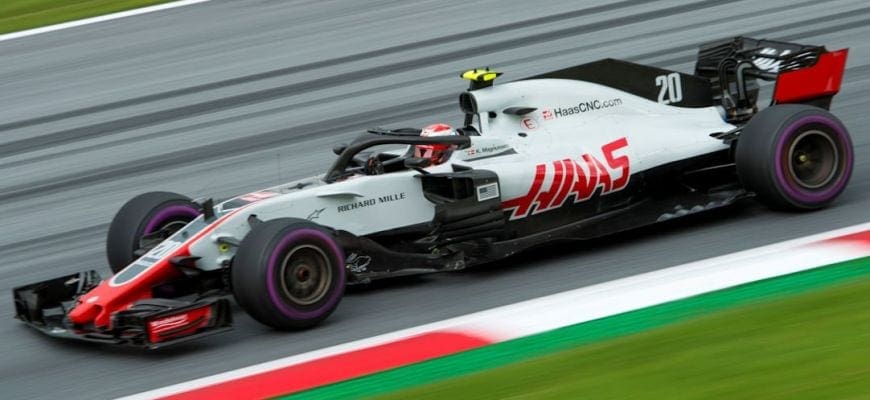 Haas é multada após liberar Magnussen para a pista com a roda solta