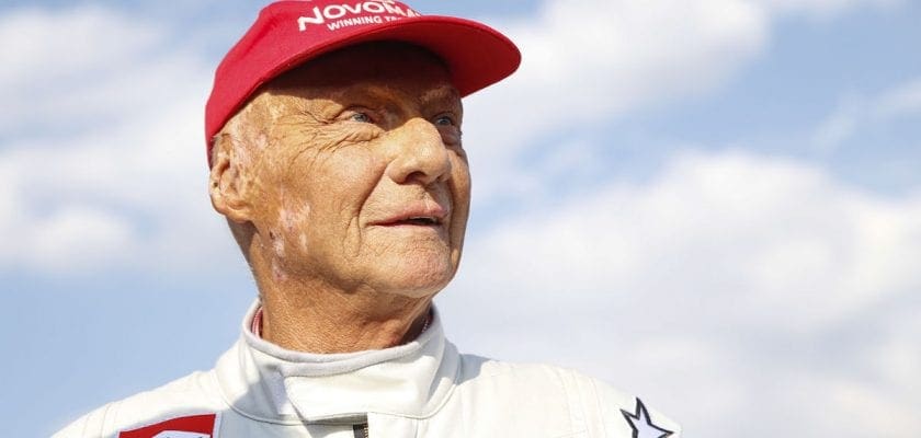 Hamilton e Bottas continuam na Mercedes em 2019, diz Lauda