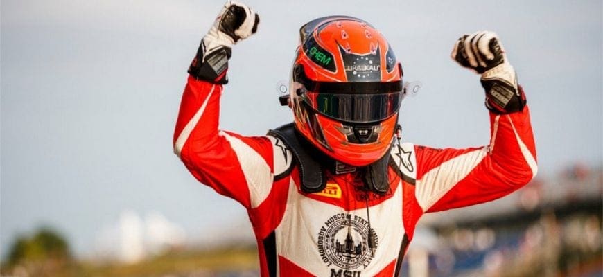 Nikita Mazepin vence a última corrida da GP3 Series em Abu Dhabi