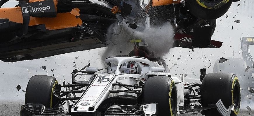 McLaren - Fernando Alonso - Sauber - Charles Leclerc