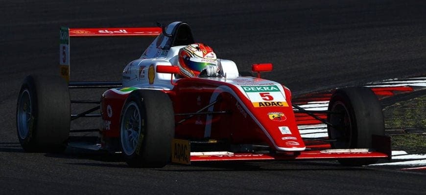 Gianluca Petecof (F-4 Alemã) - Nurburgring