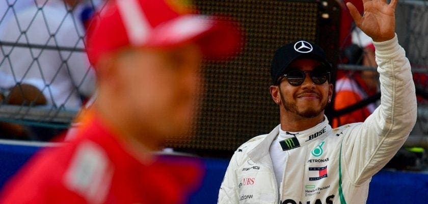 Hamilton: “Ferrari vai pressionar até a última curva em Abu Dhabi”