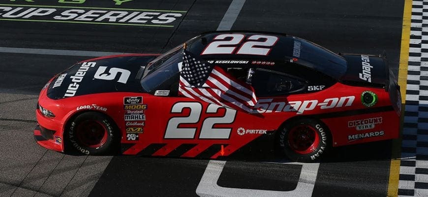 Brad Keselowski (Ford) - Darlington