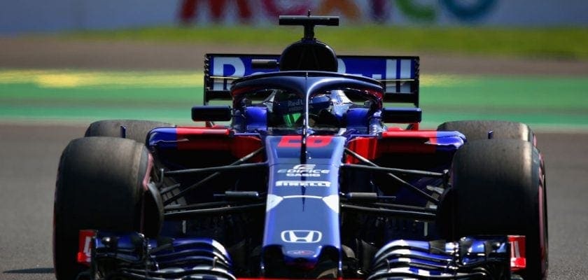 Torro Rosso adia decisão da dupla de pilotos até dezembro