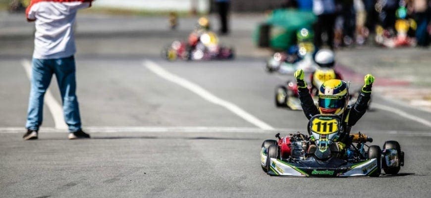 Augustus Toniolo estreia no Paulista Light de Kart como vice-campeão da etapa em Interlagos