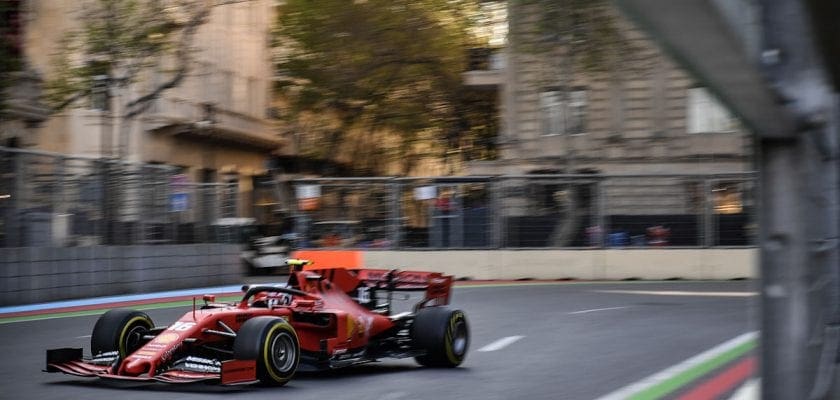 GP do Azerbaijão: Com Leclerc, Ferrari lidera tranquilo o último treino em Baku