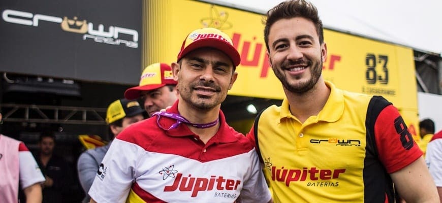 Rivais na torcida do Gre-Nal, Alex e Gabriel Casagrande celebram amizade na Stock Car