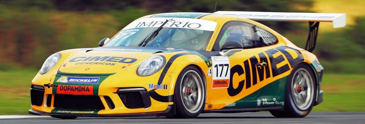 Carro de R$ 500 mil faz Porsche bater recorde de vendas no Brasil