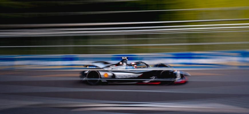 Buemi crava a pole position no 1º treino classificatório em Nova York