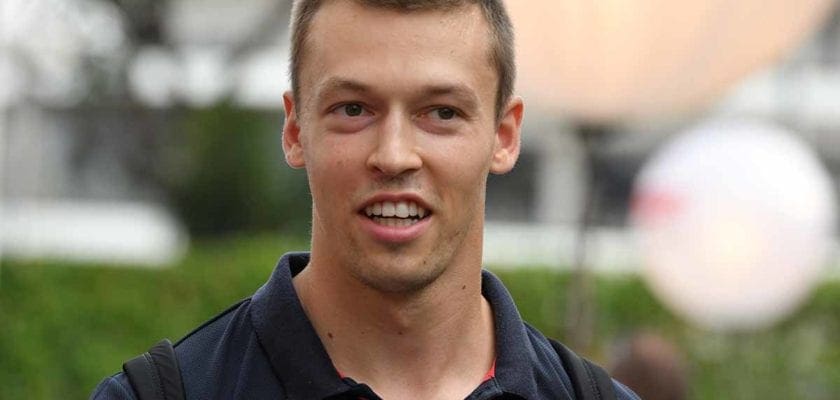 Kvyat: “O AT01 é praticamente uma evolução do STR14 do ano passado”