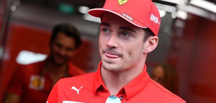 Leclerc admite ter exagerado no rádio da equipe em Singapura