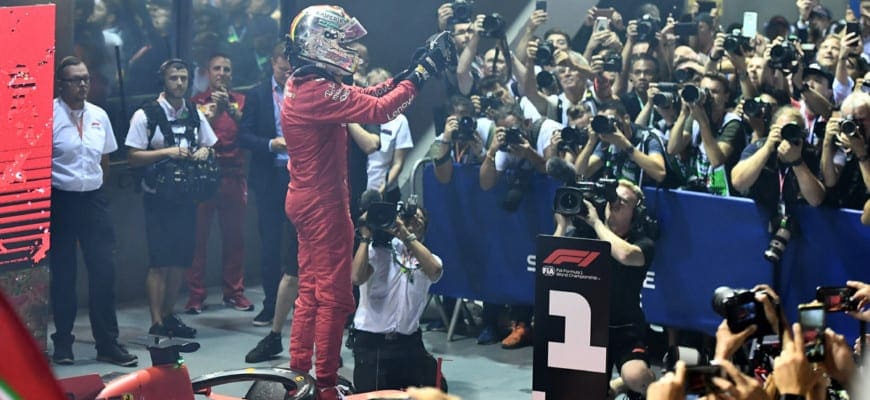 GP de Singapura de F1: Vettel quebra jejum de quase 13 meses e vence com dobradinha da Ferrari