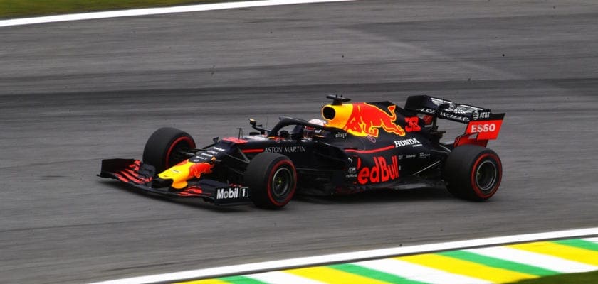 Max Verstappen conquista a pole position no GP do Brasil