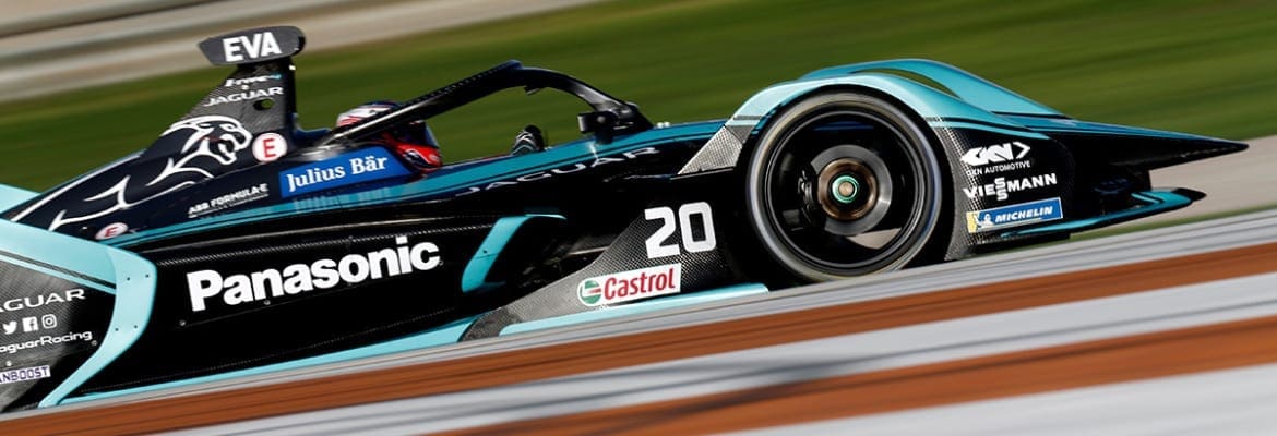 Carro de corrida de equipe Jaguar Racing I-Type 5, temporada 2020