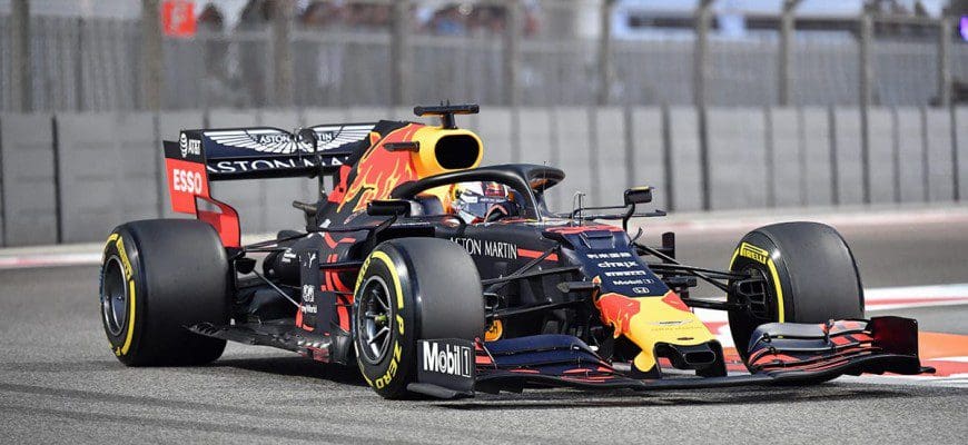 Verstappen lidera o último treino para o GP de Abu Dhabi seguido de perto pelas Mercedes