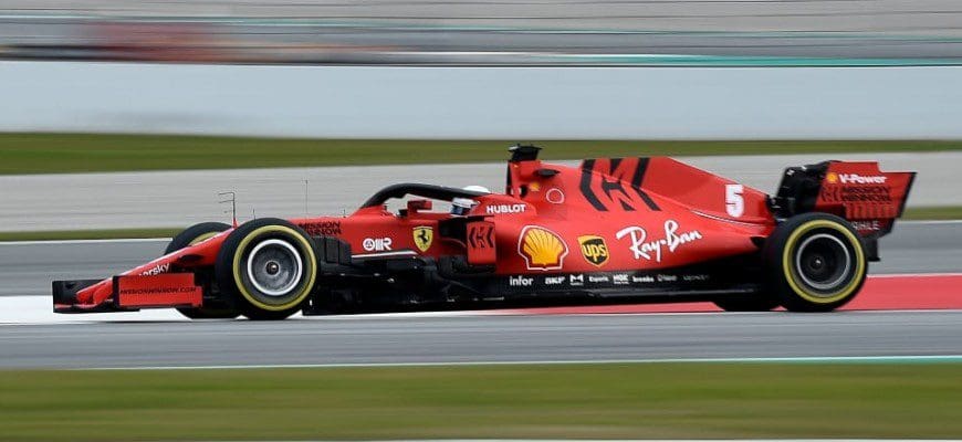 Testes da F1: Vettel é o mais rápido no penúltimo dia; Mercedes sofre quarto problema de motor