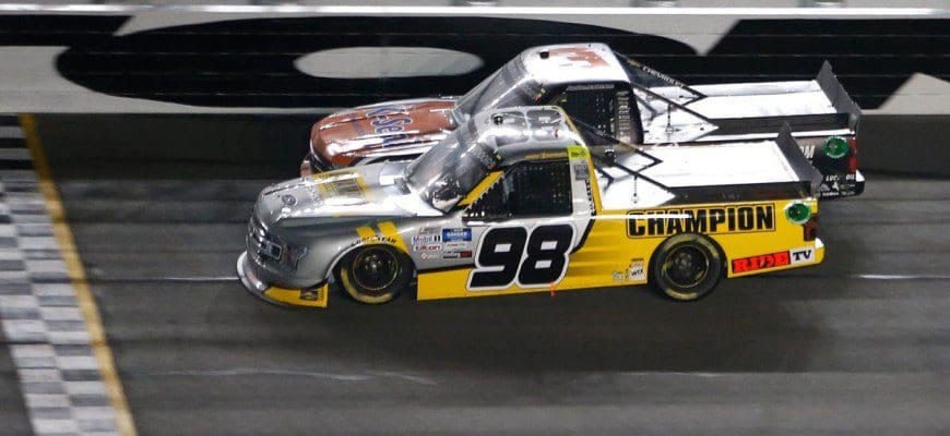 Grant Enfinger conquista a vitória em Daytona pela Nascar Truck Series