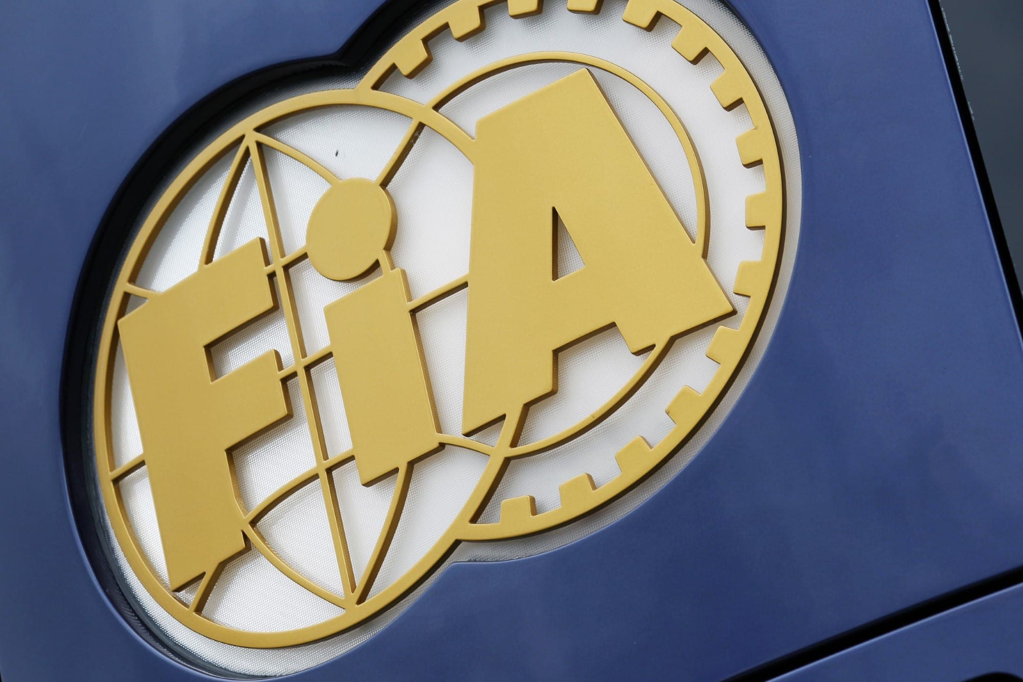 FIA anuncia novas diretrizes para colaboração entre equipes da F1