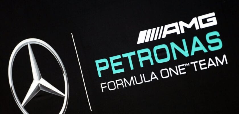 F1: Mercedes incorpora biocombustível na frota de caminhões para reduzir emissão de CO₂