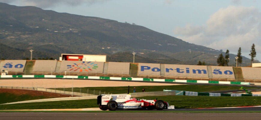 Timo Glock (Toyota) Testes 2009 - Portimão - Algarve