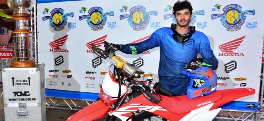 Ator Matheus Abreu participa do Enduro da Independência 2020