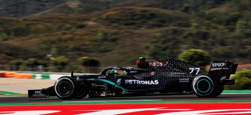 Bottas lidera dobradinha da Mercedes no último treino para o GP de Portugal de F1