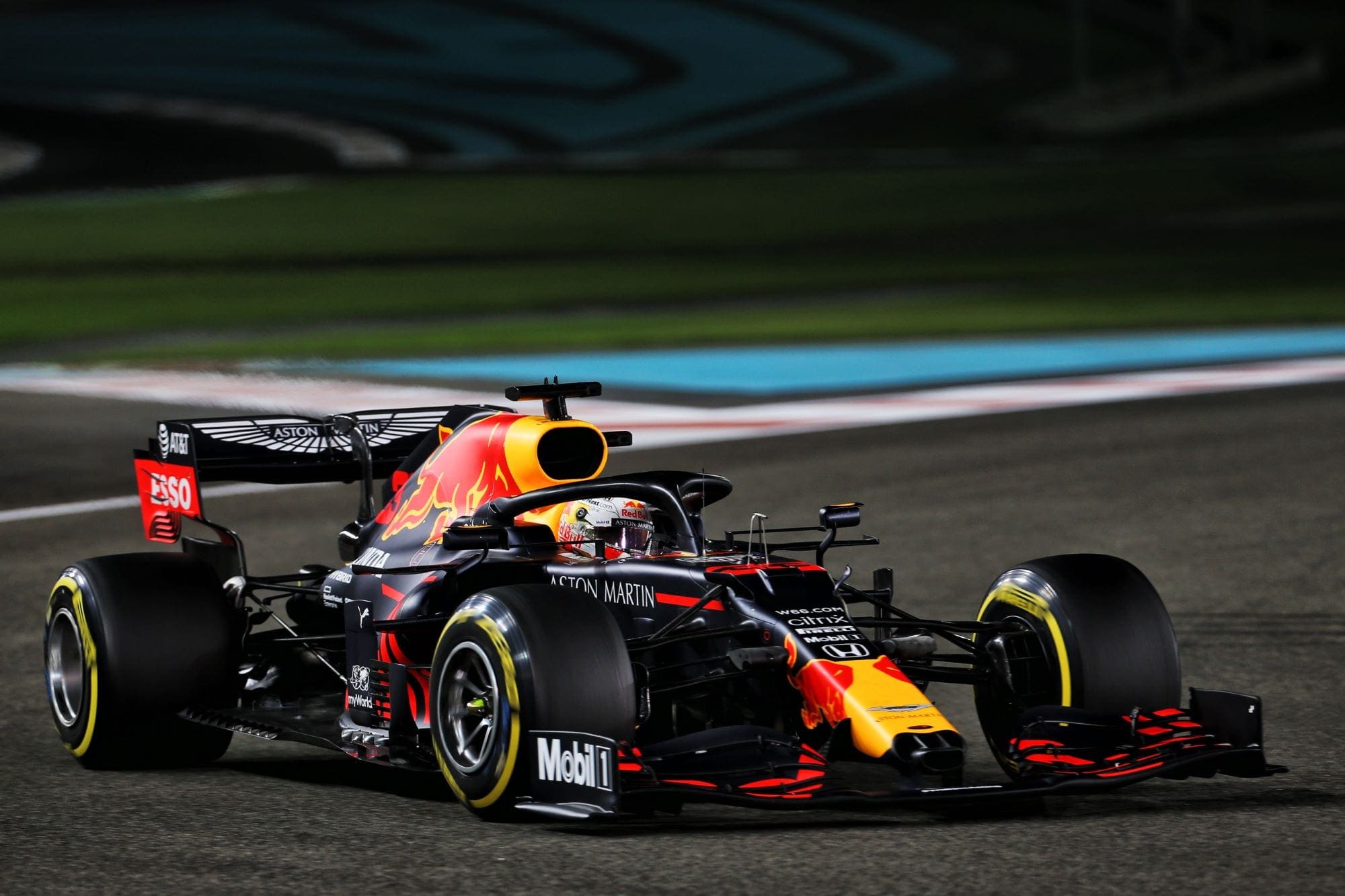 Verstappen acredita que recuperação do downforce é ponto ...