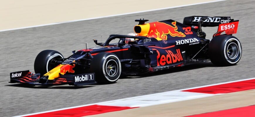 Max Verstappen lidera primeiro treino da F1 no Bahrein