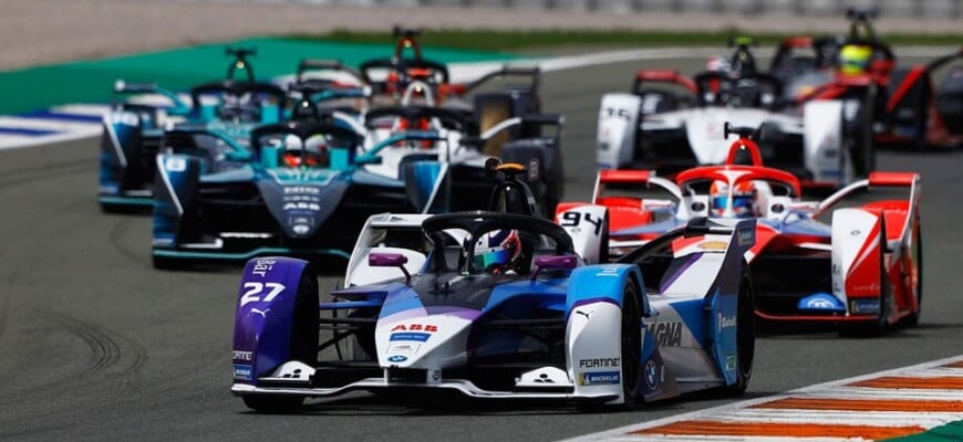 Jake Dennis vence em Valencia - ePrix Valência - Fórmula E 2021